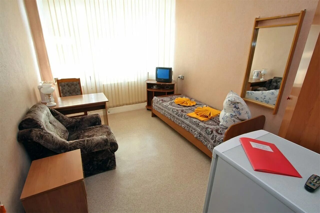 Санаторий саяны в тункинском районе. Санаторий аршан. Саяны аршан путевки. Санаторий саяны бурятия санаторий. Санаторий саяны в аршане 2020.