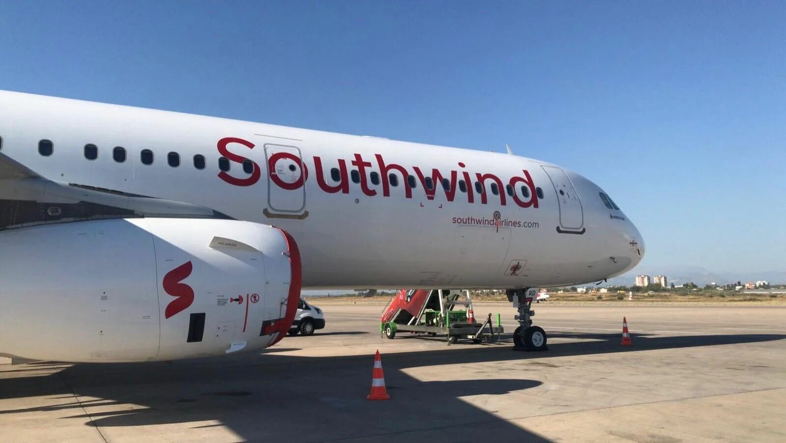 Турецкой авиакомпании Southwind Airlines. Southwind Airlines авиакомпании Турции самолет. Анталья авиакомпании Southwind Airlines. А-321 самолет Southwind.