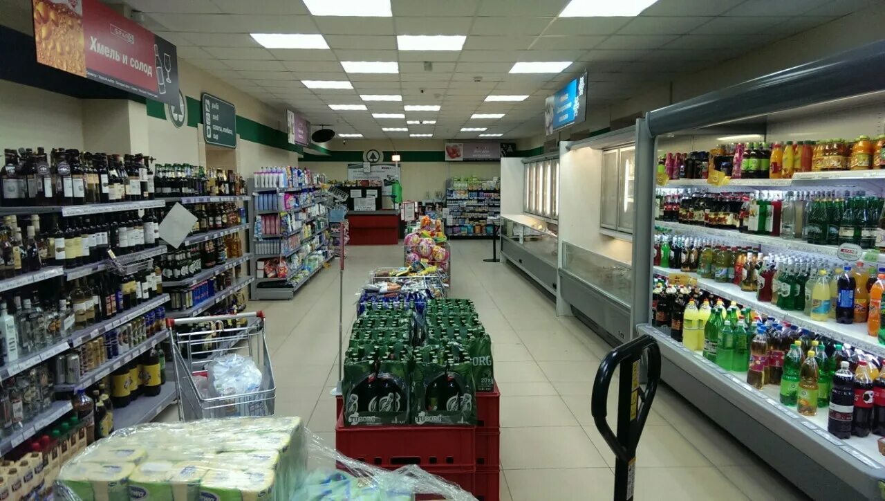 помещение под ремонт. азина 55 екатеринбург. здание под магазин. стрит ритейл екатеринбург.