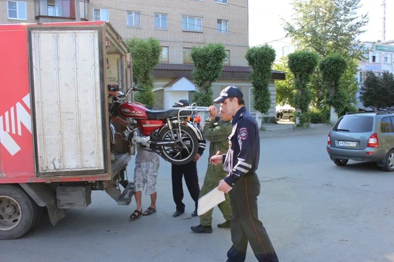 Гибдд южноуральск. Штрафстоянка Южноуральск. Штраф стаянки город Южноуральска. Штраф стоянка мотоциклов в Южноуральске. Номер телефона штрафстоянки в Южноуральске.