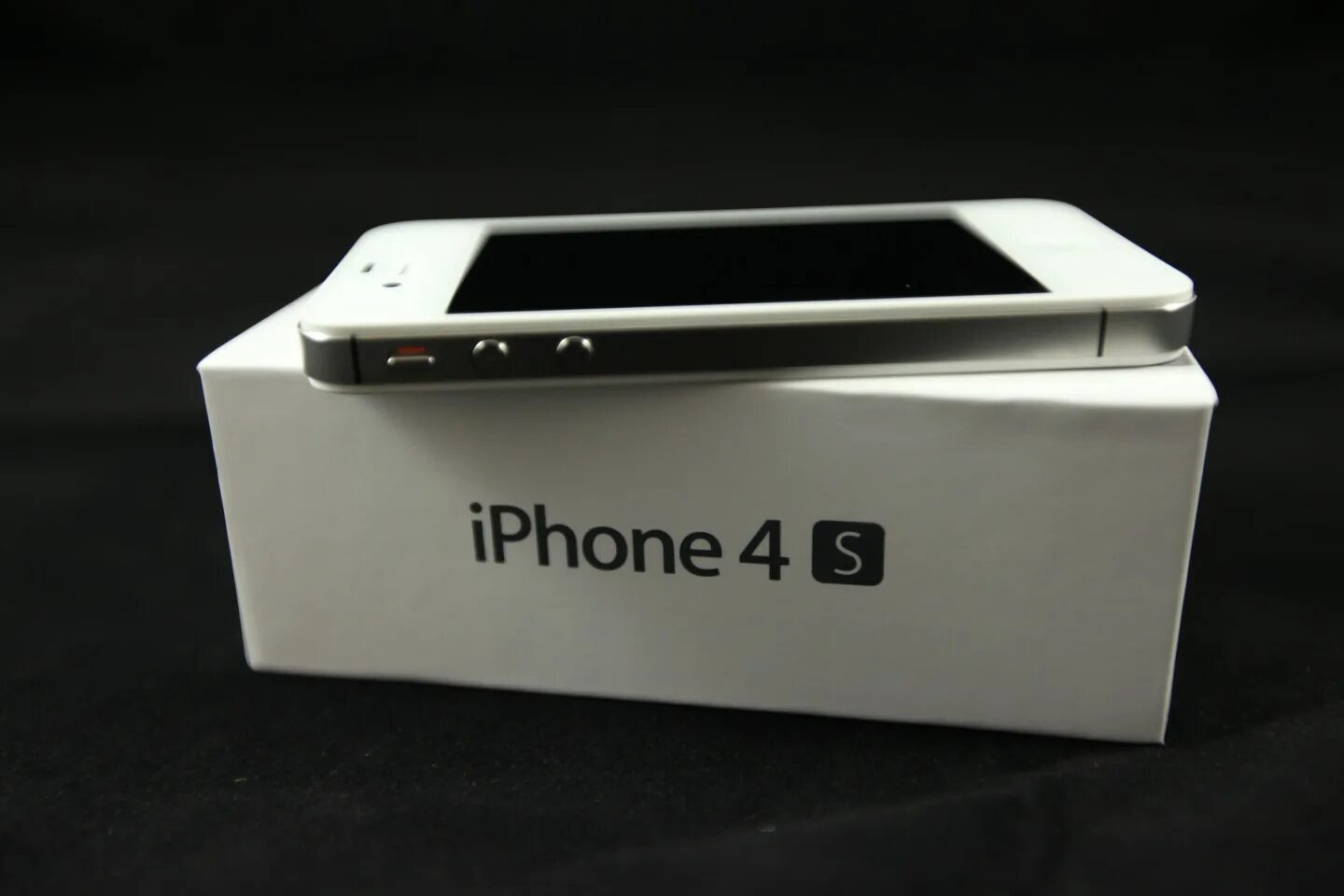 Айфон 4 7. Iphone 4s. Iphone 4 новый. Айфон в заводских пленках. Iphone 4s 32gb.