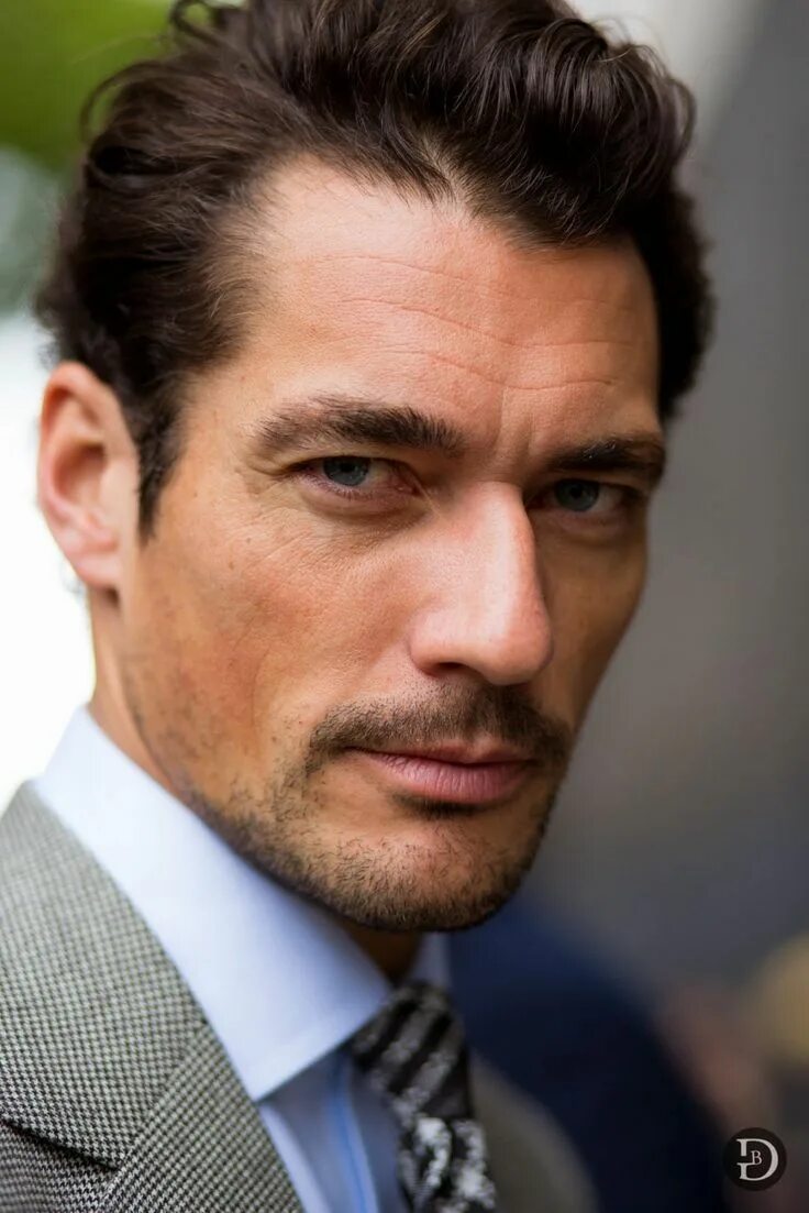 Нос парня. Дэвид Ганди. Дэвид Ганди 2018. David Gandy в профиль. Дэвид Ганди в профиль.