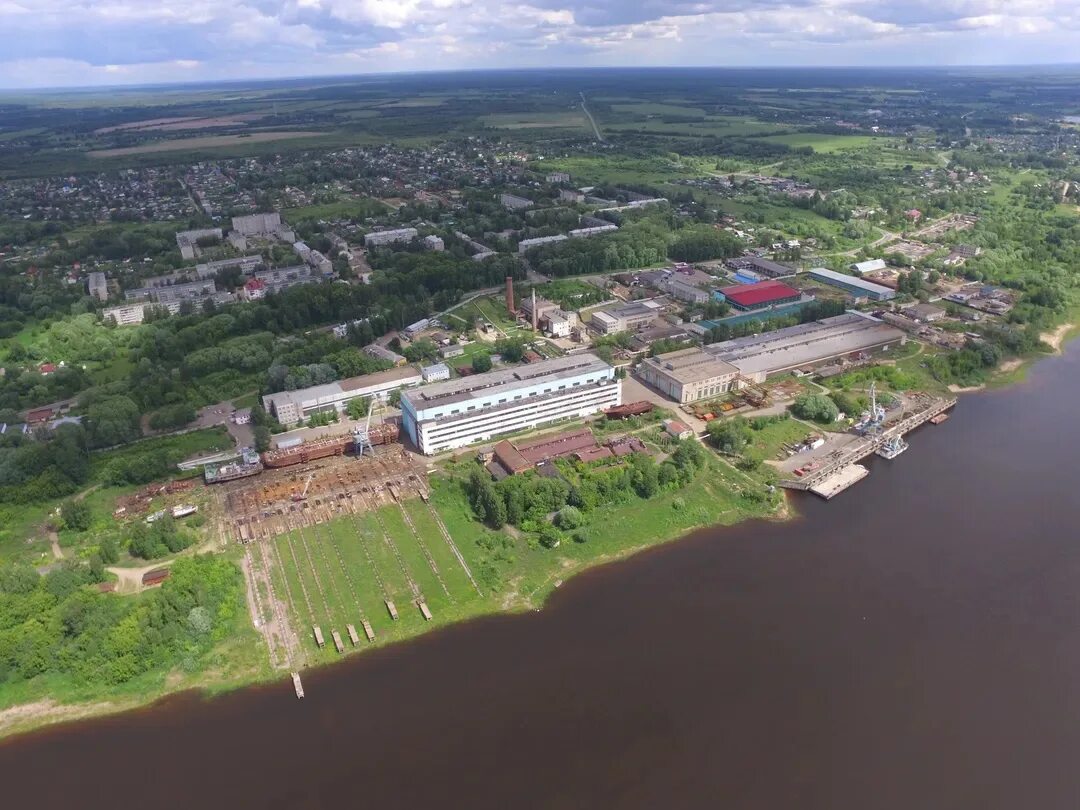 Судоверфь рыбинск. Верфь нобель. Верфь нобель. Рыбинская верфь братьев нобель. Верфь нобель.