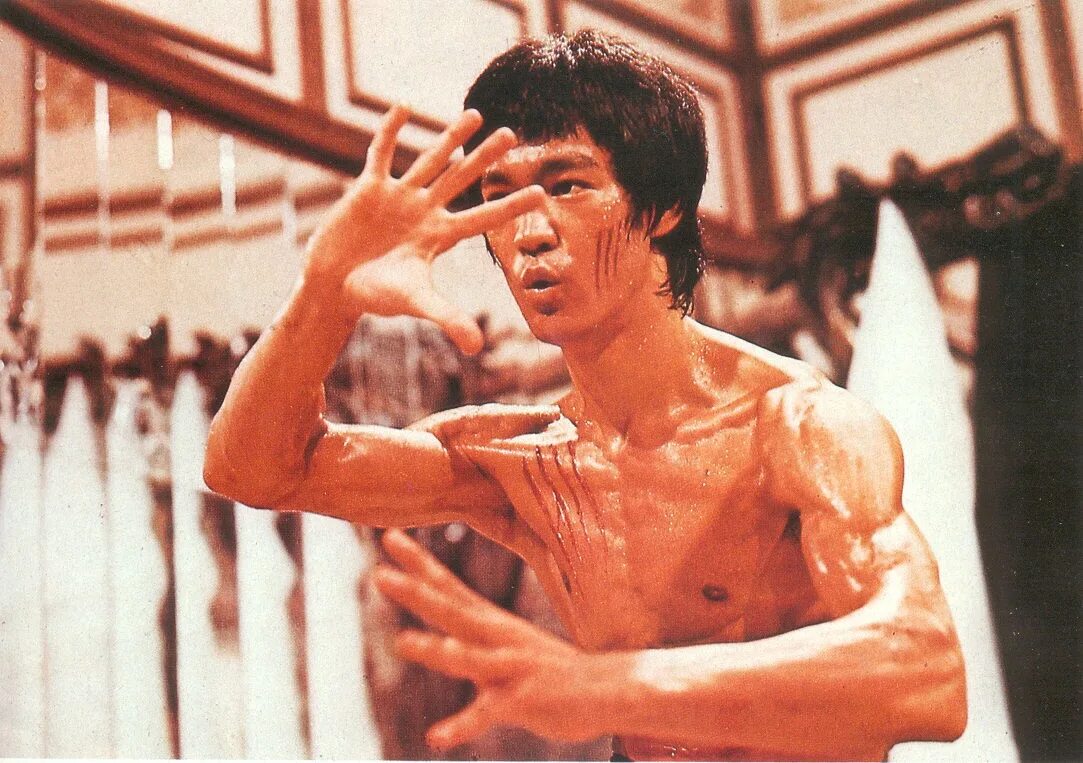 Bruce lee portrait. брюс ли знаешь. брюс ли. брюс ли кунг фу. фильм про брюс ли 2018.