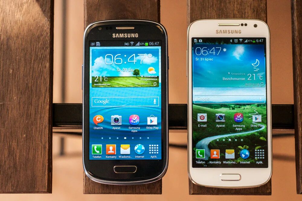 Samsung Galaxy s3 Mini. Samsung Galaxy s4 Mini. Samsung Galaxy s 3 2012 года. Самсунг галакси с 3 мини.