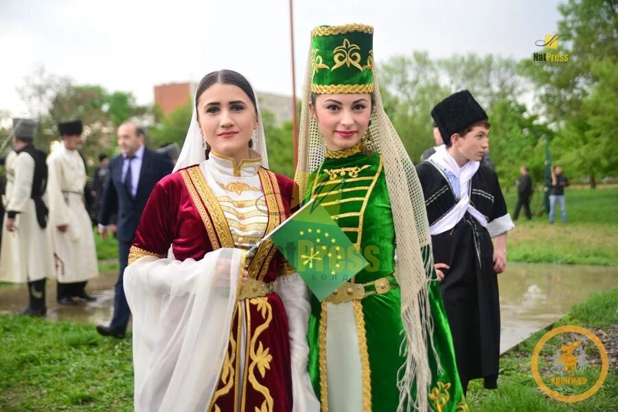 народы кавказа адыгейцы. адыгейцы вероисповедание. адыгейцы майкоп. адыгея какая национальность. народы кавказа кавказское гостеприимство.