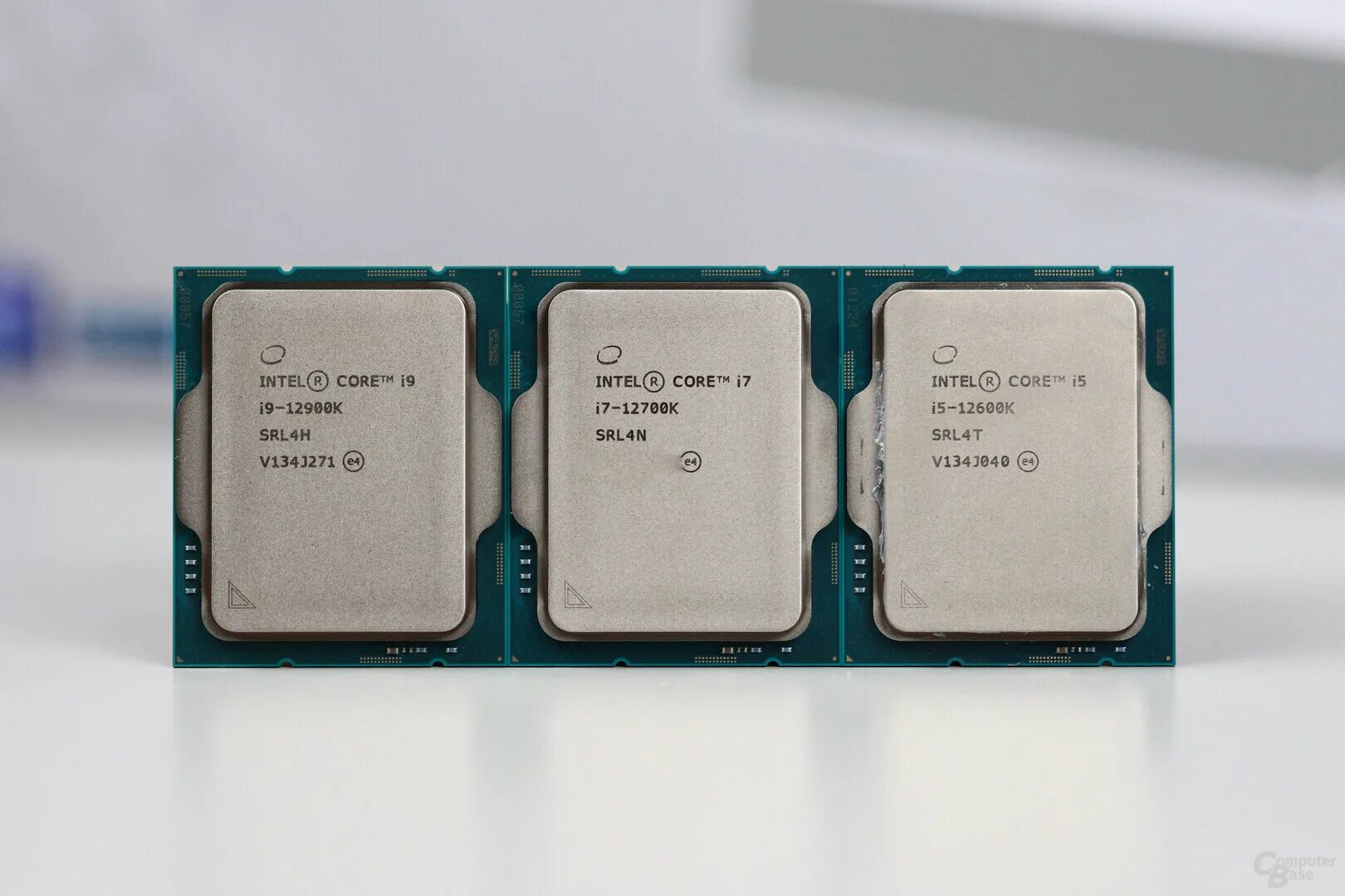 I 7 9. Intel i5 12600k. Процессор Intel Core i5-12600k. Процессор Intel Core i7-12700kf OEM. Процессор Intel Core i7-12700kf Box.