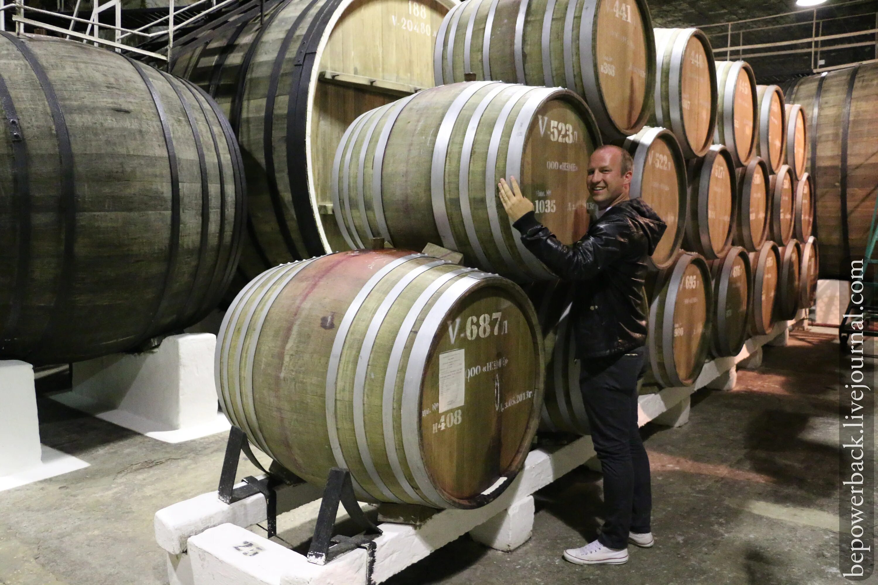 инкерманский завод вино. инкерманский завод марочных вин лого. инкерман винзавод. винзавод инкерман севастополь. винный завод в крыму инкерман.