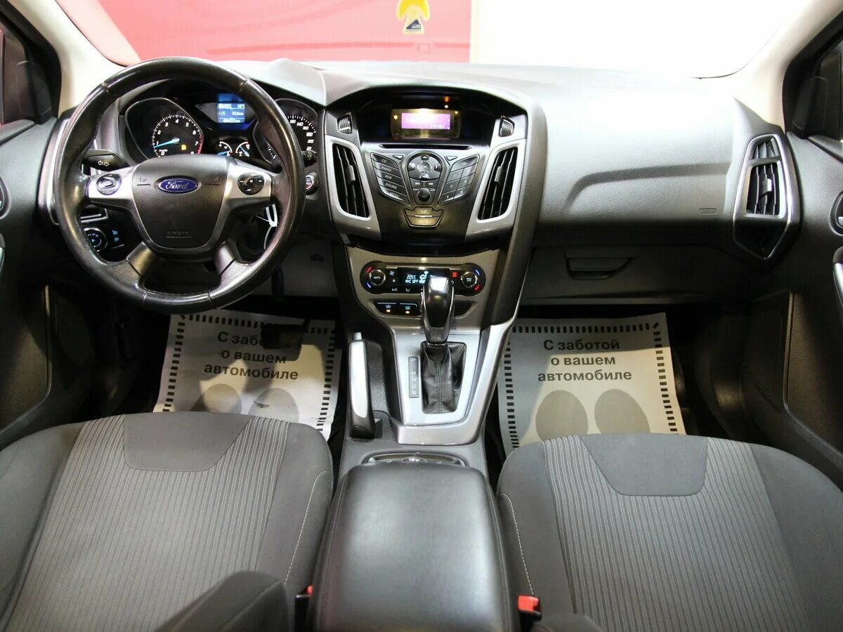 Форд фокус 3 универсал 2013. Ford focus 2013 салон. ford focus 3 универсал салон. ford focus 2013 универсал. ford focus 2014 салон.