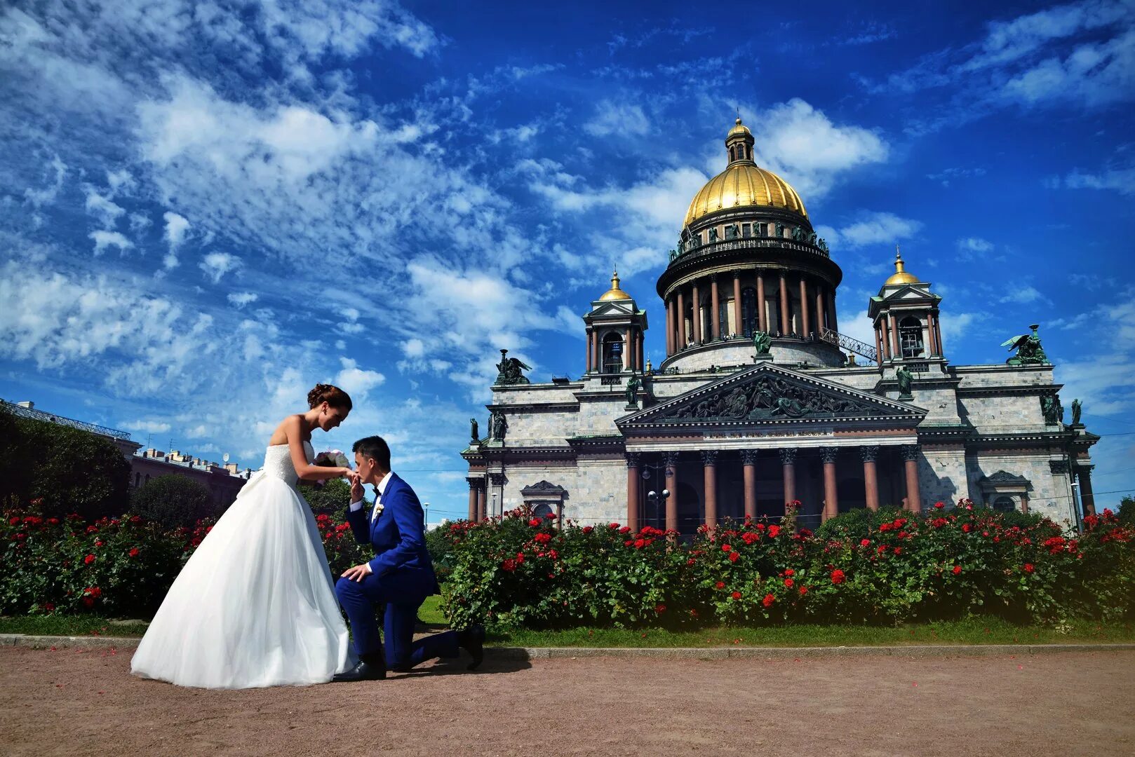 Жених спб. Фотосессия у Исаакиевского собора в Санкт-Петербурге.