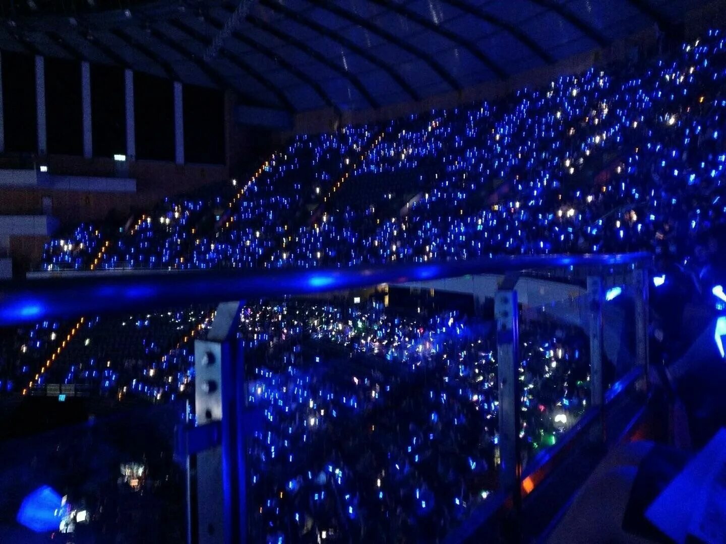Big ocean kpop. Океан кпоп. Сапфировый океан» на концерте группы super Junior. Тайвань концерт. Kpop Okean Concert.