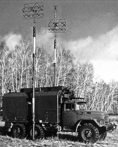 Зил 131 р161. Радиорелейная станция р 409 на зил 131. Радиорелейная станция 409. Радиорелейная станция 409. Р-409 радиорелейная станция аппаратная.