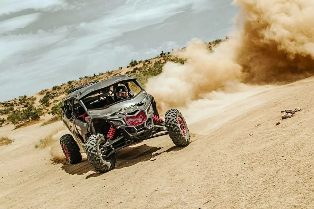 Can am bridges. Brp maverick x3 2025. maverick x3 xrs 2025. багги maverick x3 xrs. can am maverick x3 xrs 2025.
