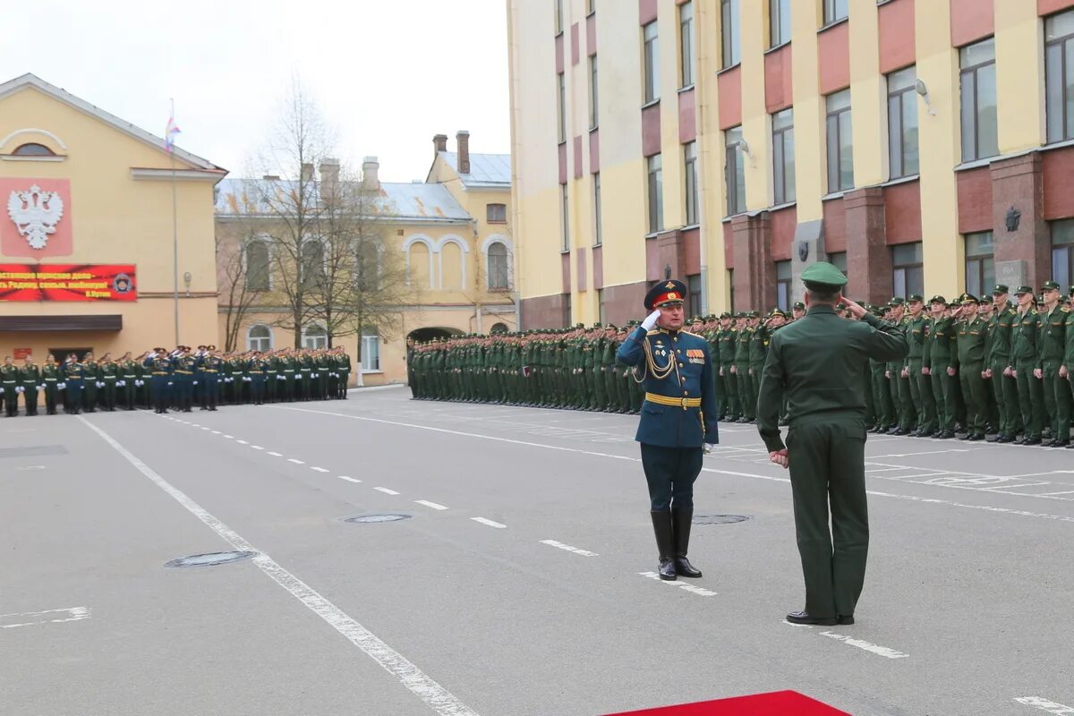 Парадный плац. Военный парад. Военный университет парад. Военный институт инженерно-технический плац.