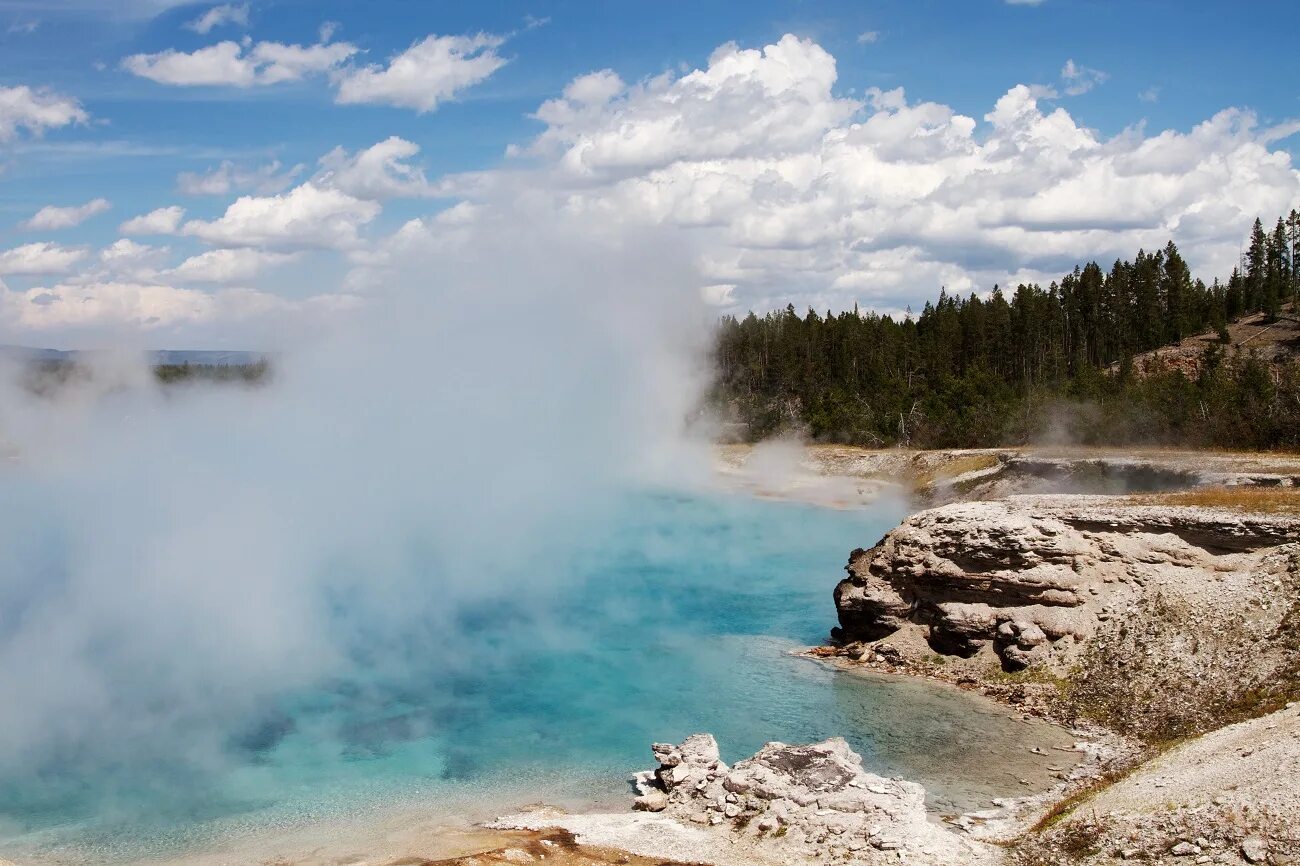 File:Water vapor of Sea Hell Hot Spring.JPG - Wikimedia Commons