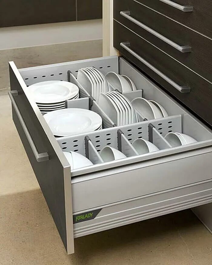 Купить ящики для хранения кухня. Выдвижные ящики для кухни. Выдвижной ящик для посуды. Кухонные ящики выдвижные. Выкатные ящики для кухни.
