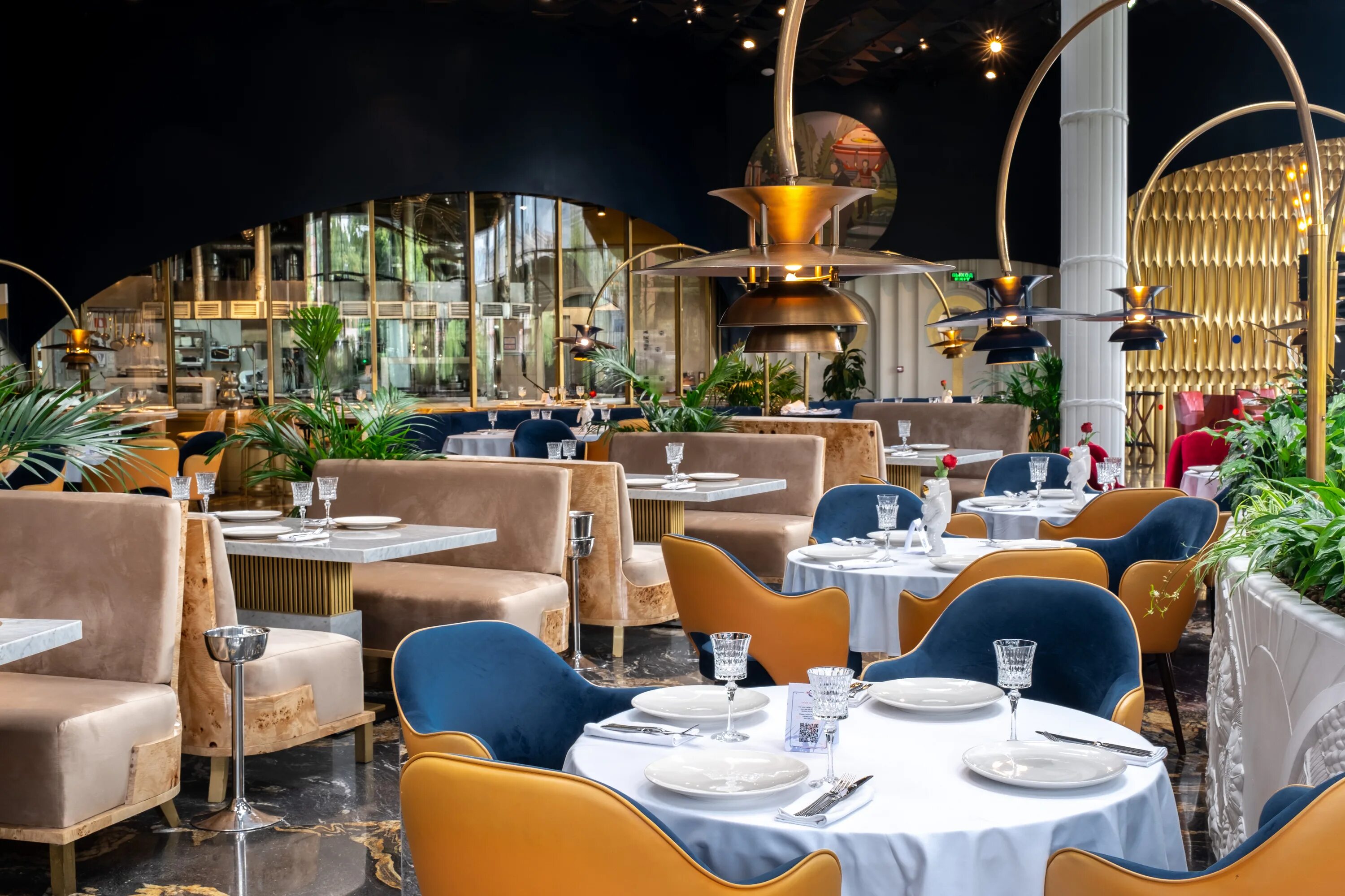 Галактика 2. Корейский ресторан в россии. Интерьер кафе портфолио. Белуга ресторан москва националь. 4rest ресторан.