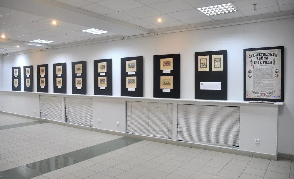 Выставочный центр галерея ижевск официальный сайт. Выставочный зал пушкинский ижевск. Галерея назарова липецк. Липецкая галерея назарова. Выставочный центр галерея.