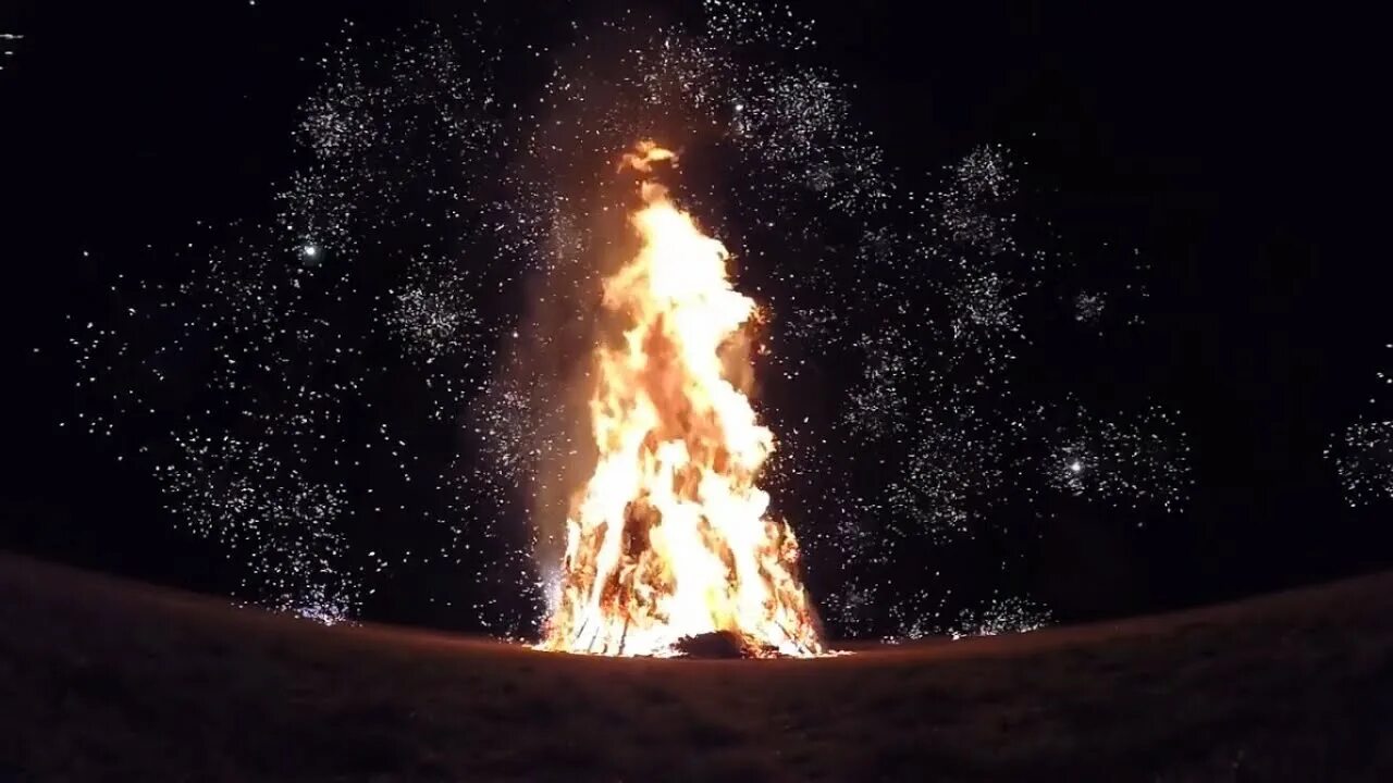 Нло елочка гори