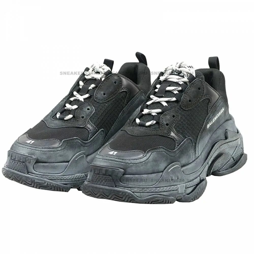 Черные Баленсиага Triple s. Кроссовки Balenciaga Triple s. Кроссовки Баленсиага Triple s Black. Balenciaga Triple s черные. Defender кроссовки