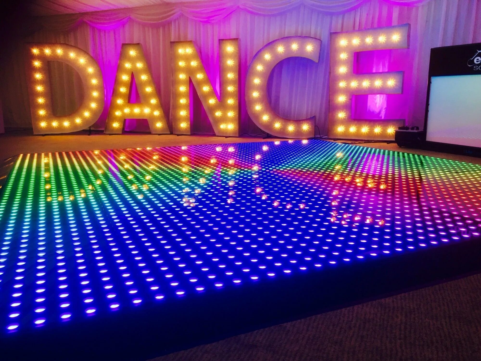 Fisun disco party