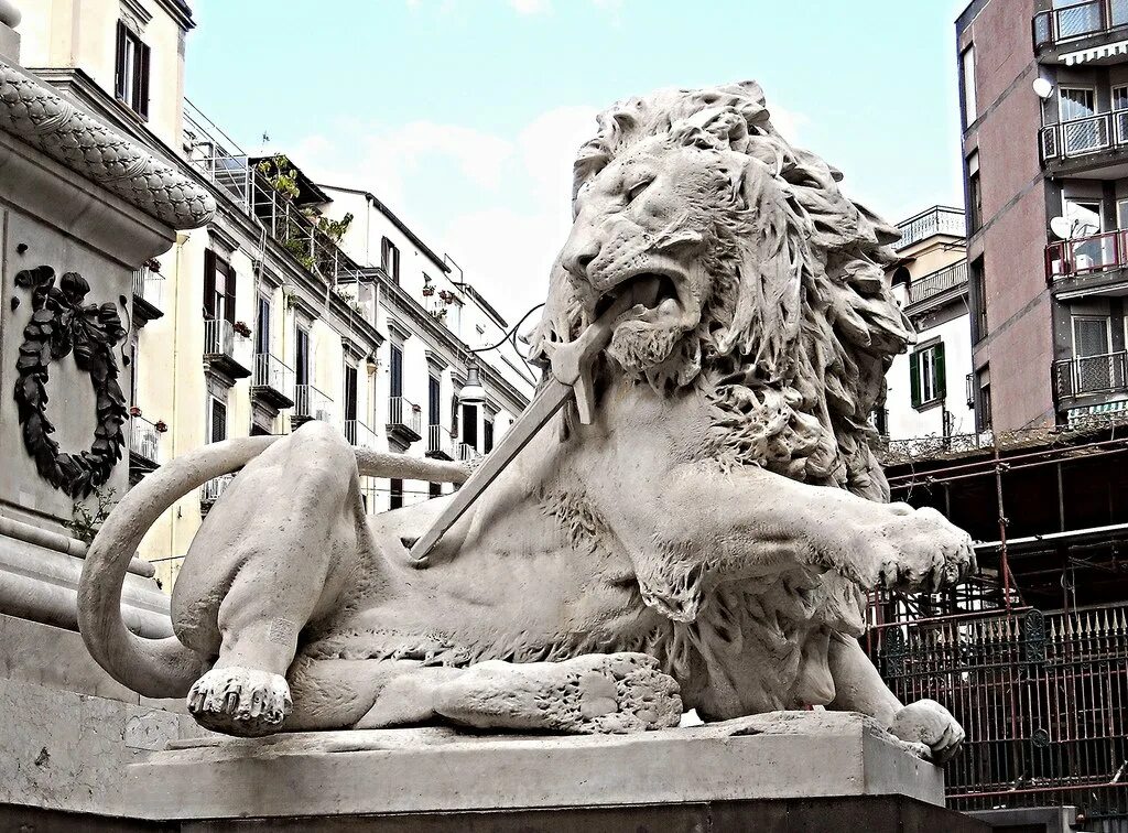 Статуя львов. Статуя Льва во Флоренции. Принстон скульптуры Львов. Скульптура Льва Буджикова. Римские статуи Львов львиц.