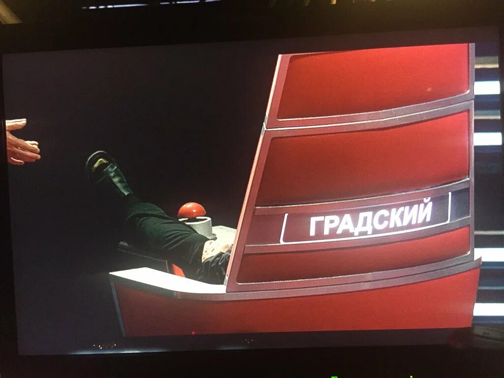 Голос сша шелтон. Голос. Голос телешоу. Голос. Голос телевизора.