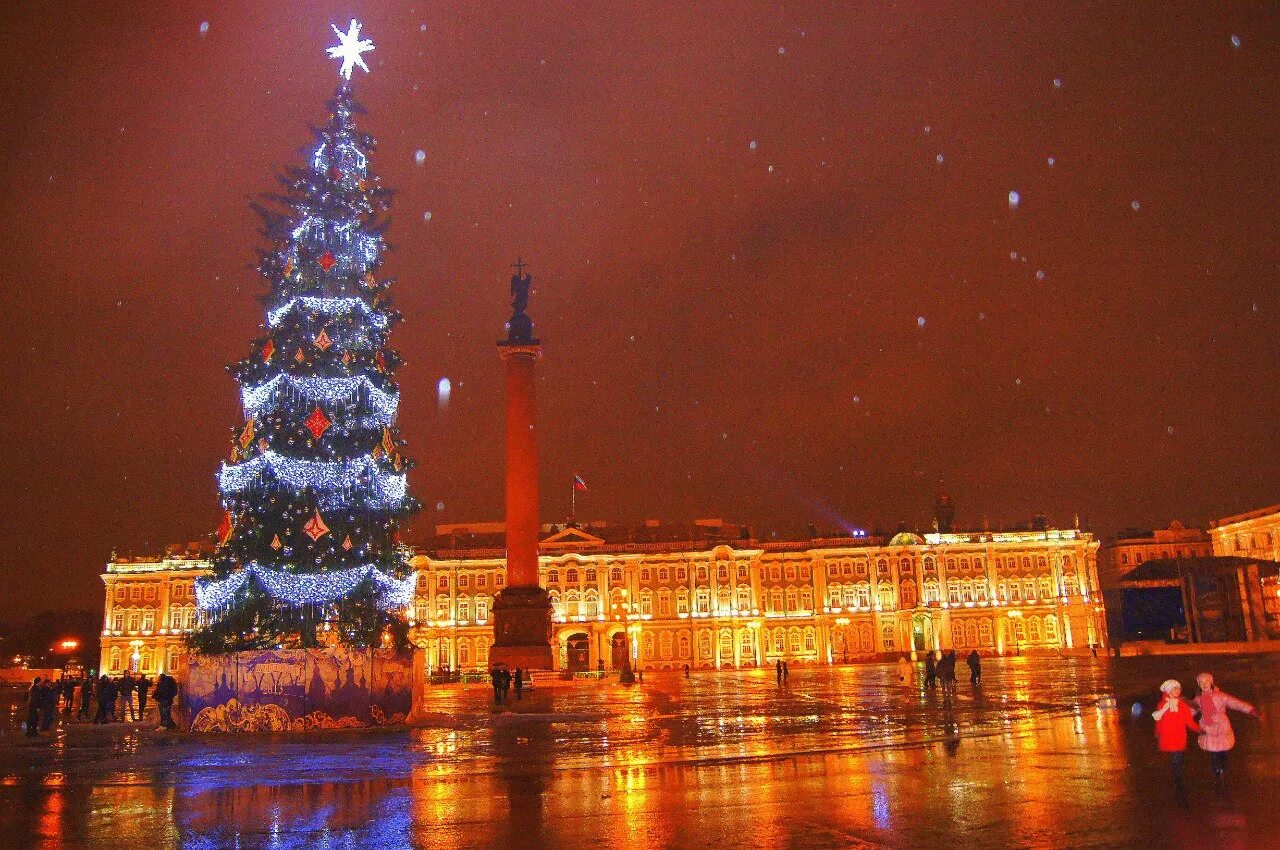 Спб нов ру. Зима в Санкт Петербурге елка. Ночной новогодний Питер. Новогодний Питер высокое качество. Новогодний Санкт-Петербург панорама.