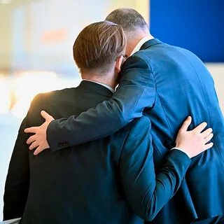 Профессионал обладает