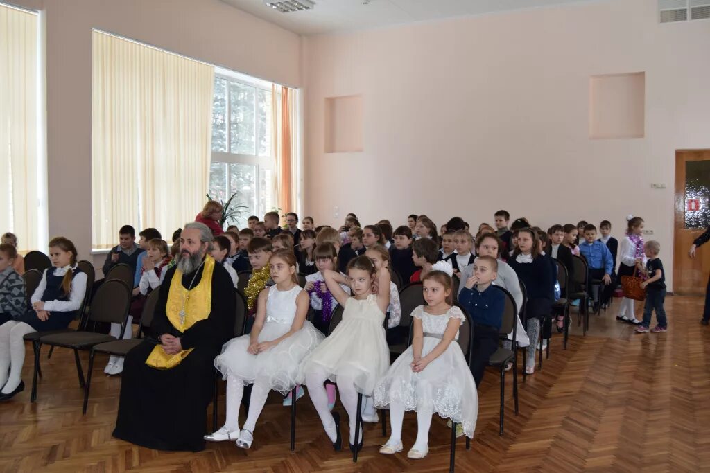 Рождественская школа. Рождественская школа. Рождественская средняя общеобразовательная. Рождественская средняя общеобразовательная. Рождественская средняя общеобразовательная.