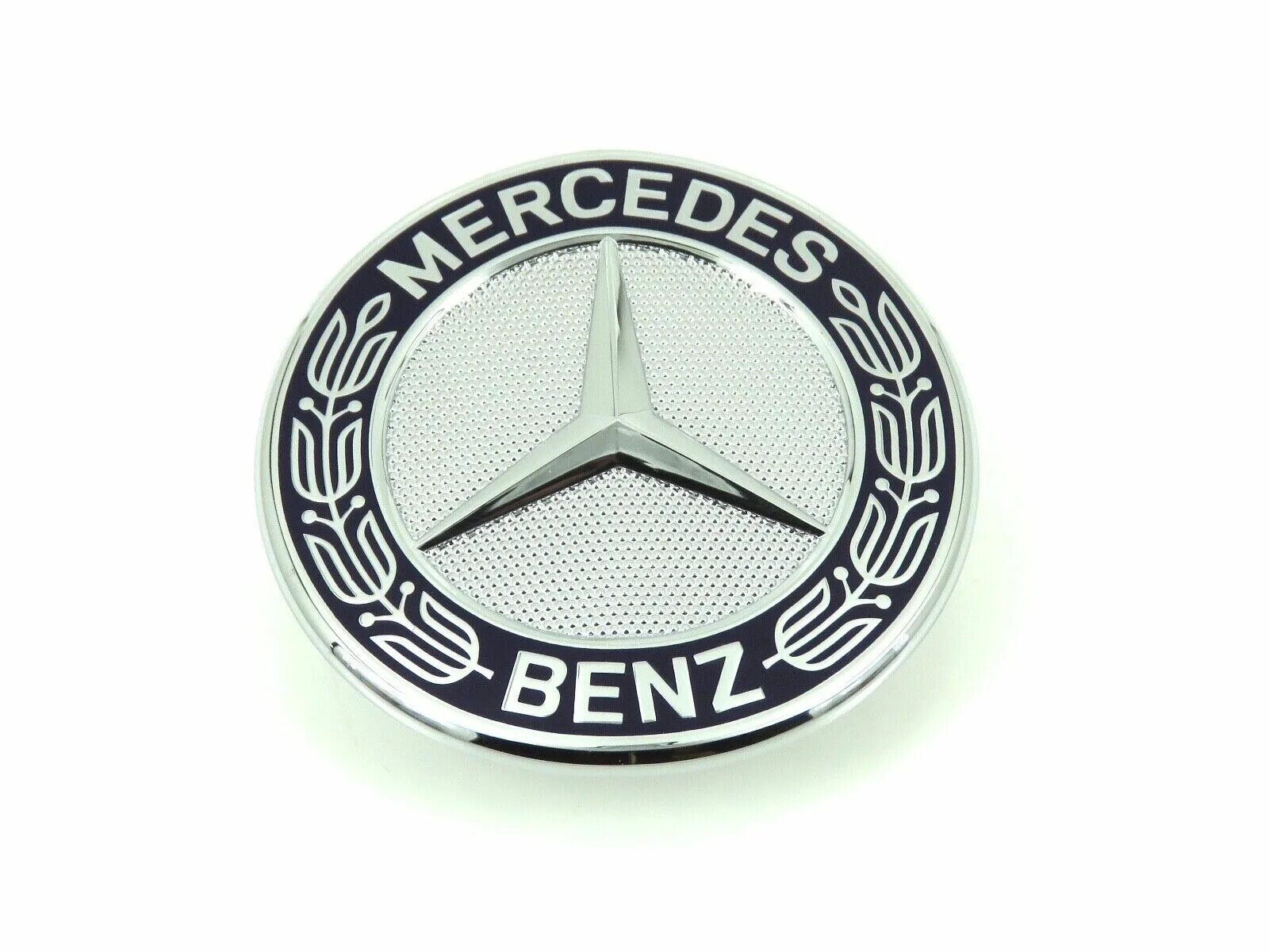 Mercedes Benz w203 эмблема капота. Эмблема на капот Мерседес w204 AMG. Эмблема на капоте w212. Эмблема на капот Мерседес w212. Капот мерседес бенц