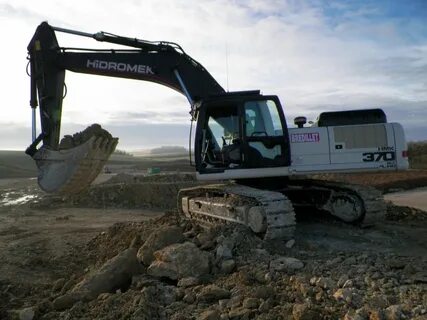 Экскаватор hidromek