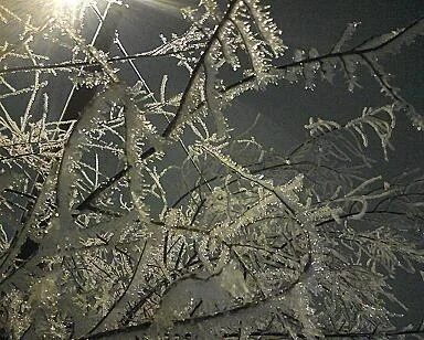 Звон хрустальных часов сердце греет любовь