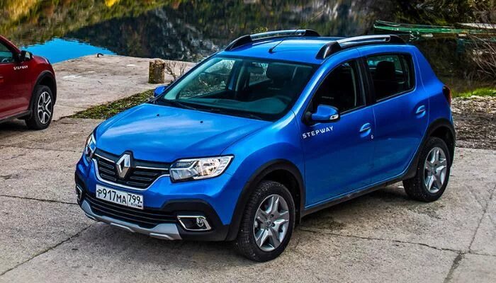Купить б/у Renault Sandero II Рестайлинг Stepway 1.6 MT (82 л.с.) бензин механик