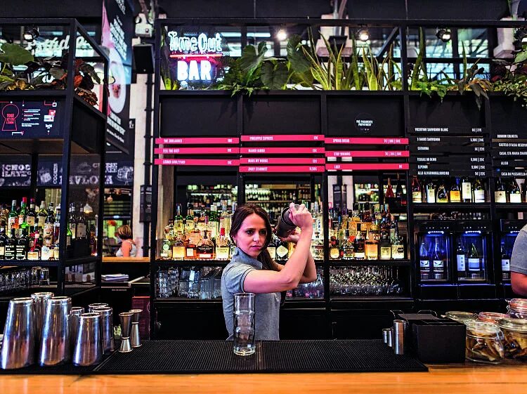 Time bar. Тайм аут бар москва. бар тайм аут амбассадор. time out market в лиссабоне. тайм бар в опросе.