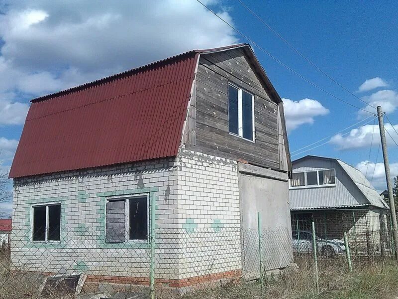 Рп недвижимость. Недвижимость в новых бурасах. Дом в бурасах. Старые бурасы саратовская область. Показать недвижимость новые бурасы.