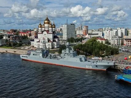 Корабль в архангельске