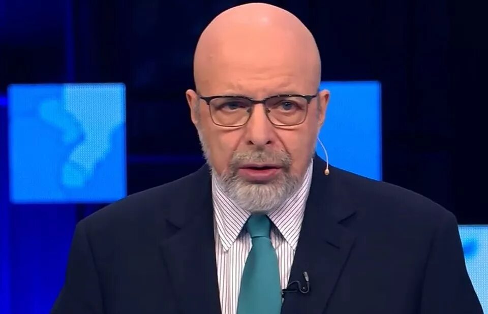 популярный политолог. политолог сергей. сергей михеев 2021. михеев сергей александрович политолог. политик сергей михеев.