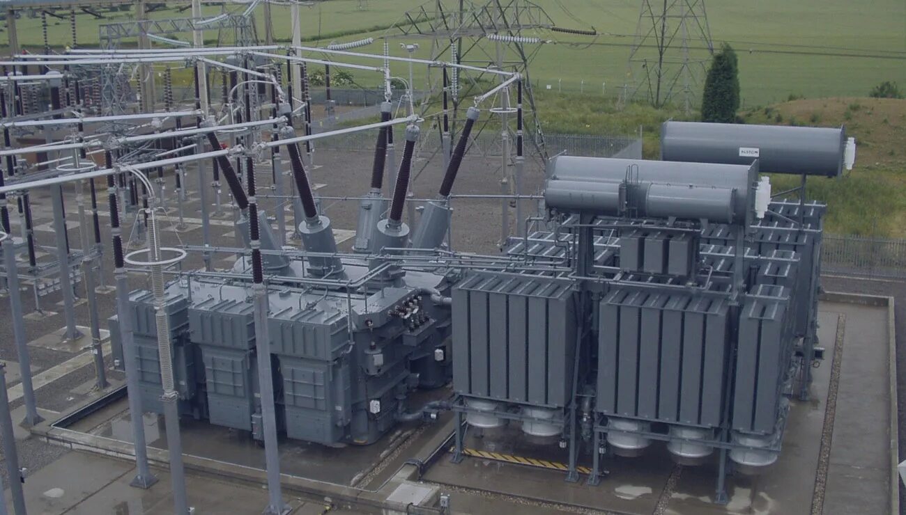 Electric transformers. Силовые и специальные трансформаторы. Трансформатор в промышленности. Электро трансформатор. Специальные трансформаторы.