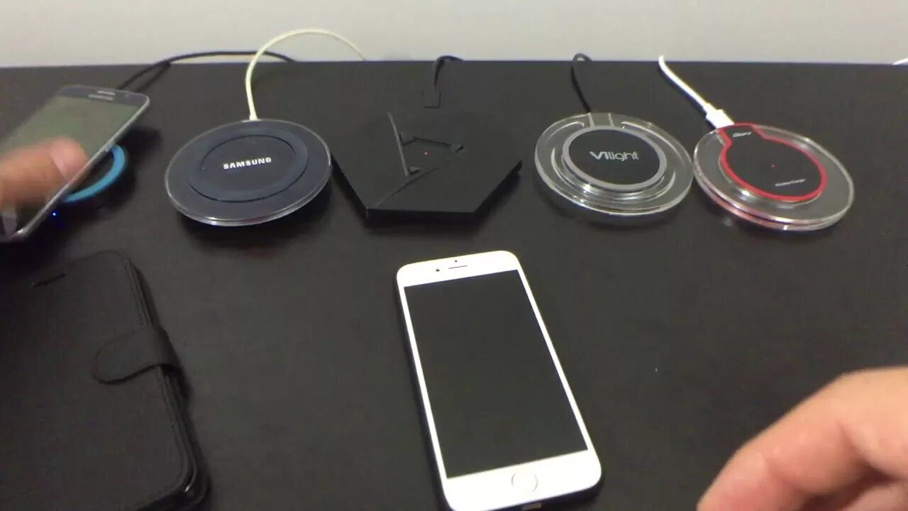 Техно пово 5 беспроводная зарядка. Беспроводная зарядка Wireless gy68 (черный). Qi Wireless Charger Flush Mounting. Беспроводная зарядка Qi стандарт. Samsung Wireless Charger беспроводная зарядка уровень заряда.