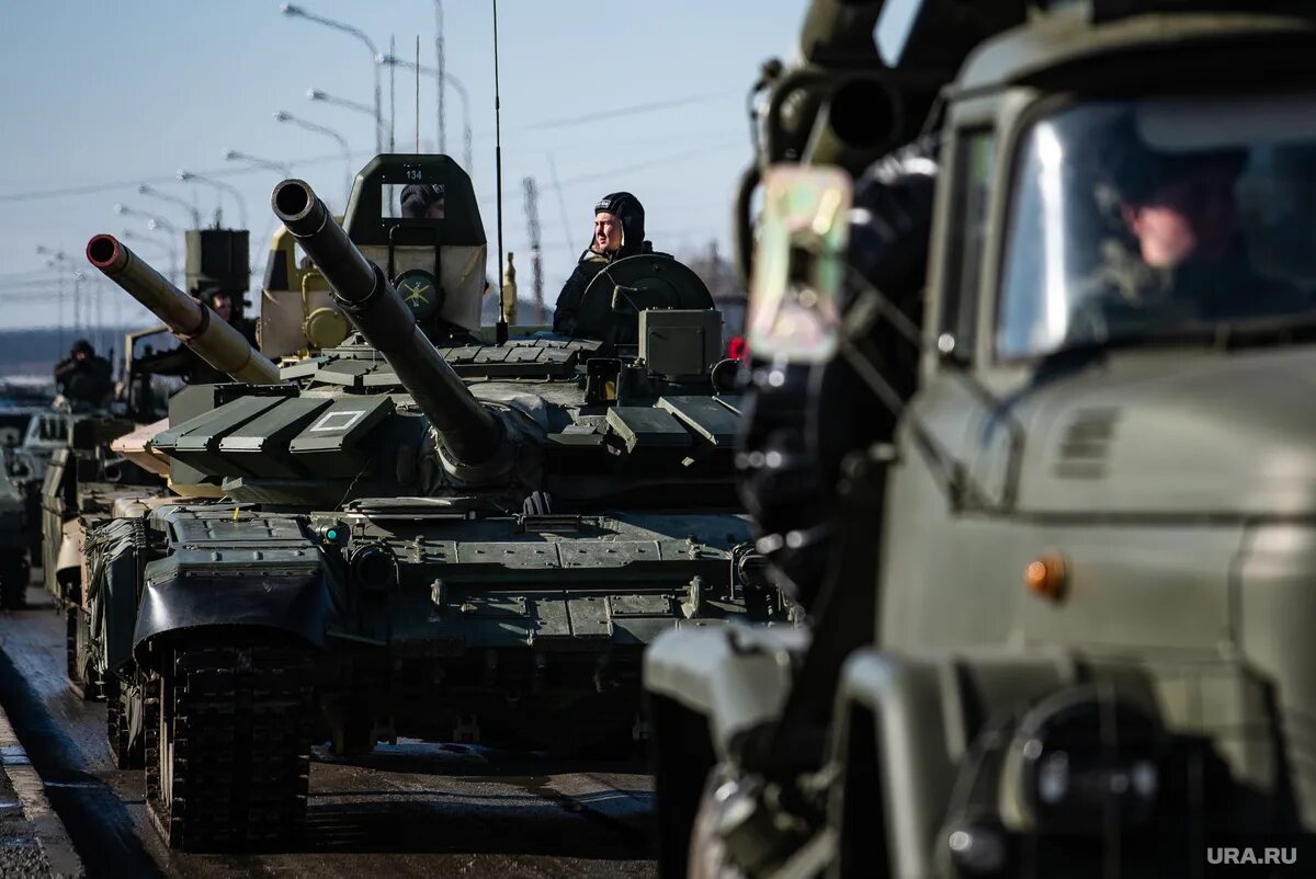 Военная техника НАТО. Американская Военная техника на Украине. Колонна военной техники в Украине. Колонна армии РФ. Сводка генштаба украины на сегодня