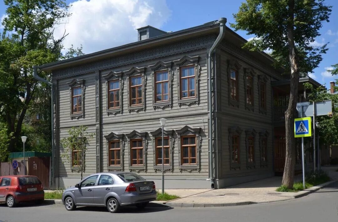 Дом-музей владимира ленина казань. Казань ленина 1. Ульянова ленина 31 казань. Казань ленина 1. И.