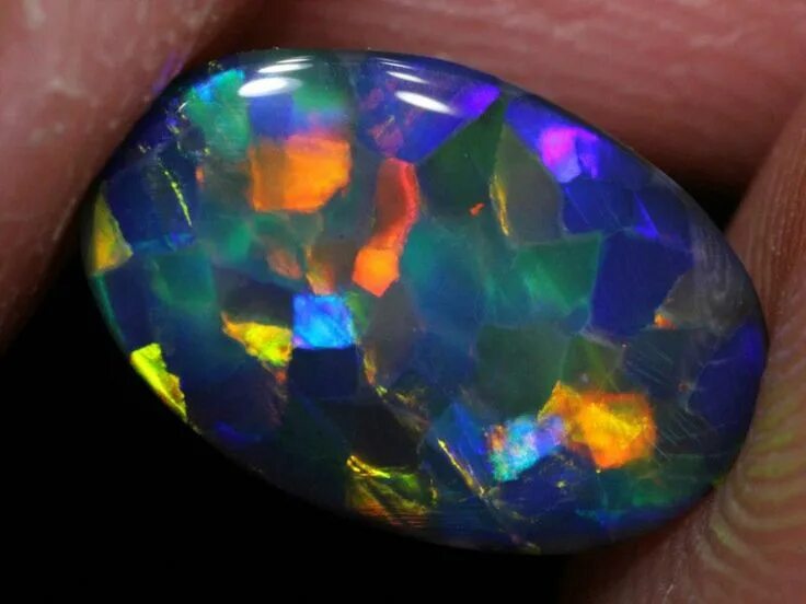 Superior Welo Rainbow Prism Pattern 5.35 CT