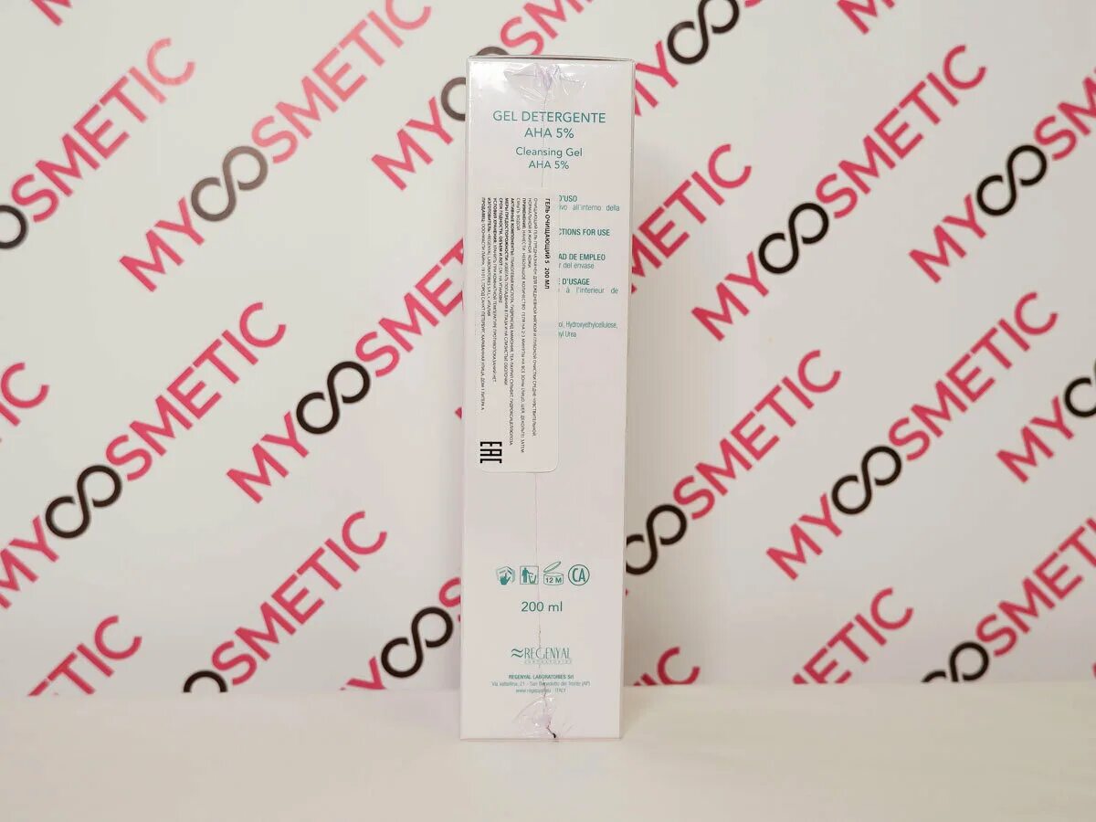 Skin studio гель для умывания. Skin79 гель для лица и тела увлажняющий. гель-лосьон 200мл. Gel skins. Gel skins.