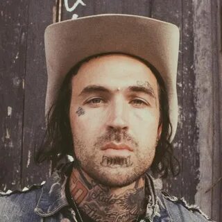 Yelawolf row your