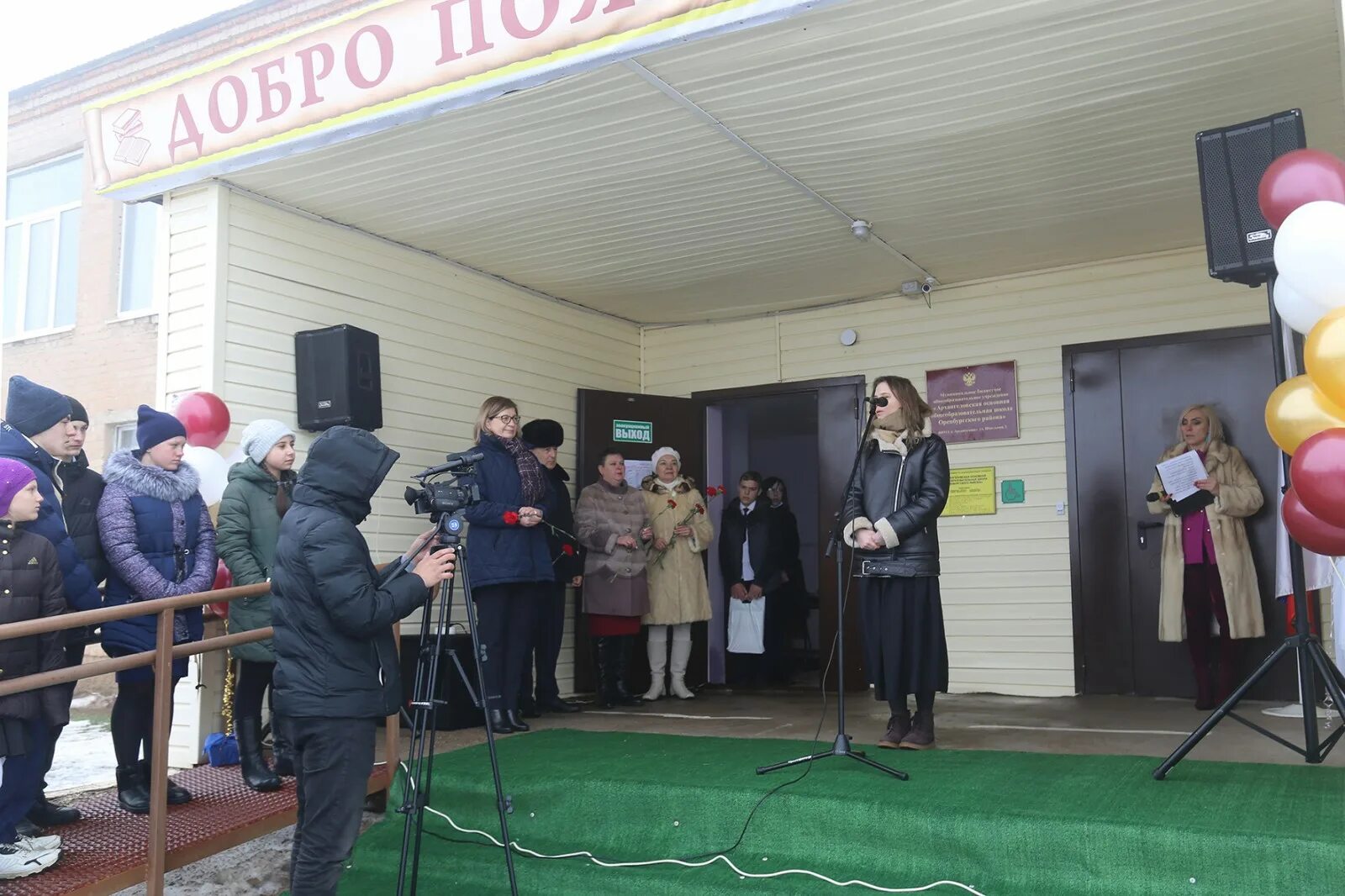 Село архангеловка оренбургская область церковь. Голубой глаз родник в александровском районе оренбургской. Мое родное село архангеловка оренбургской области. Архангеловка оренбургского района. Архангеловка оренбургский район.