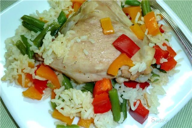 Рис с овощами. Курица с овощами. Рис с овощами и курицей. Куриная грудка с рисом.