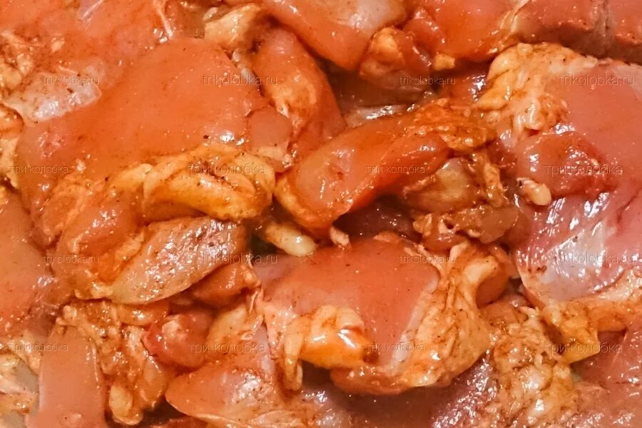 Как быстро замариновать бедра. Бедро куриное в маринаде. бедро курицы маринад. маринованные бедра курицы. маринованная курица.