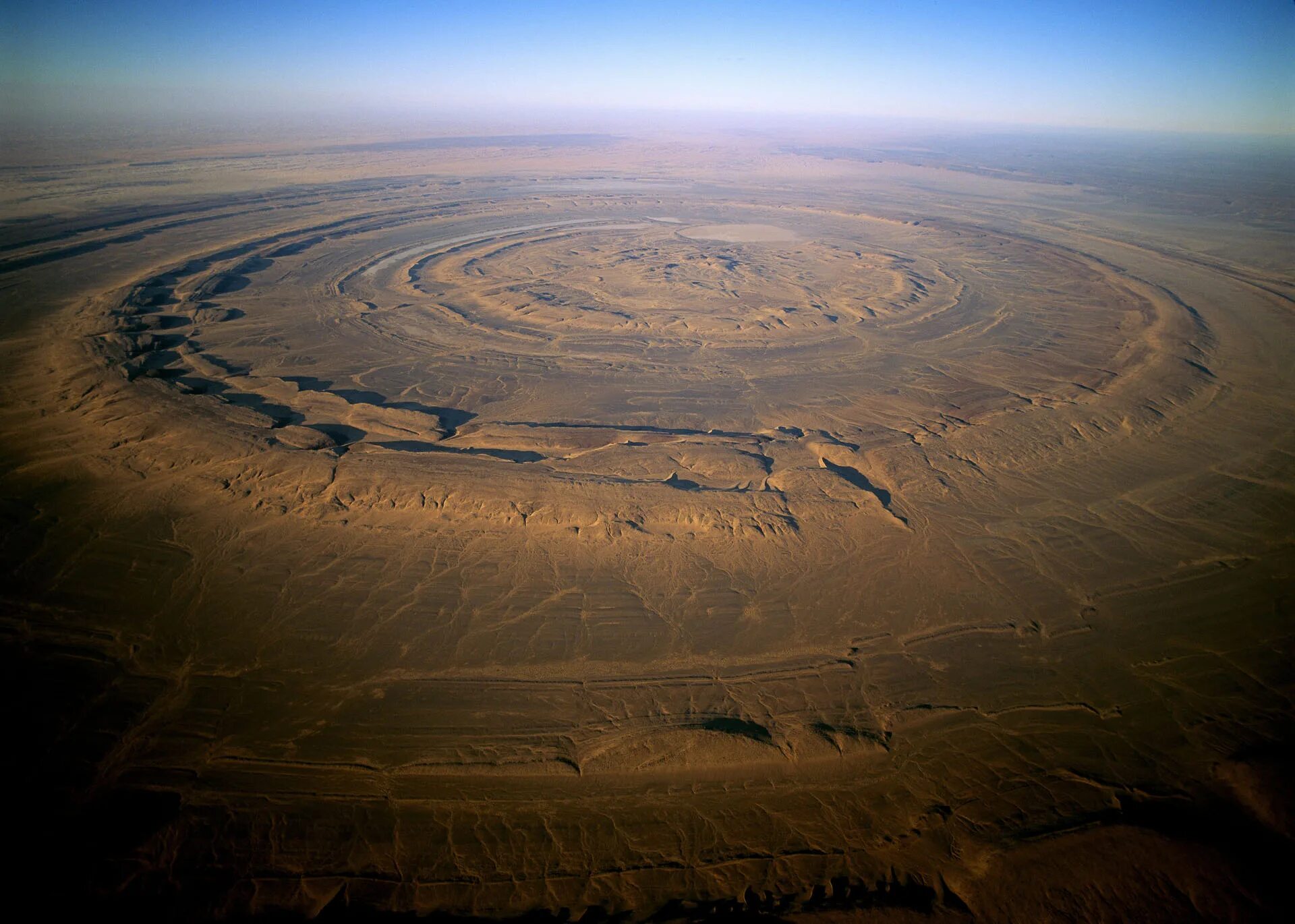 Глаз пустыни 2. Ришат (глаз сахары). мавритания. ришат мавритания. структура ришат глаз сахары. структура ришат в мавритании.