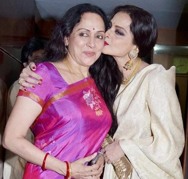 Хема малини биография личная жизнь муж Esha Deol wishes mother Hema Malini a happy birthday with touching photo